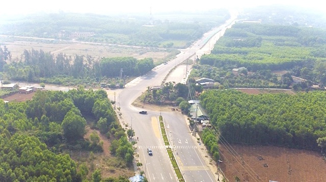 Cuong che Dung Quat anh 1