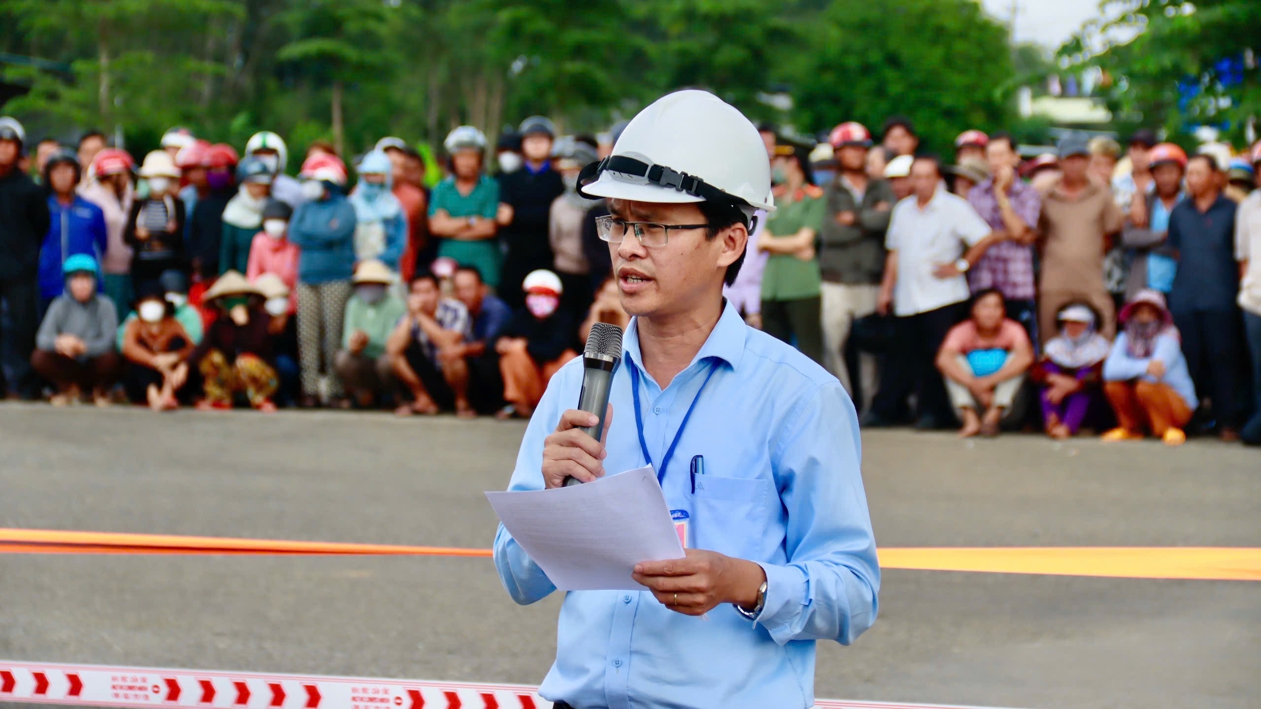 Cuong che Dung Quat anh 2