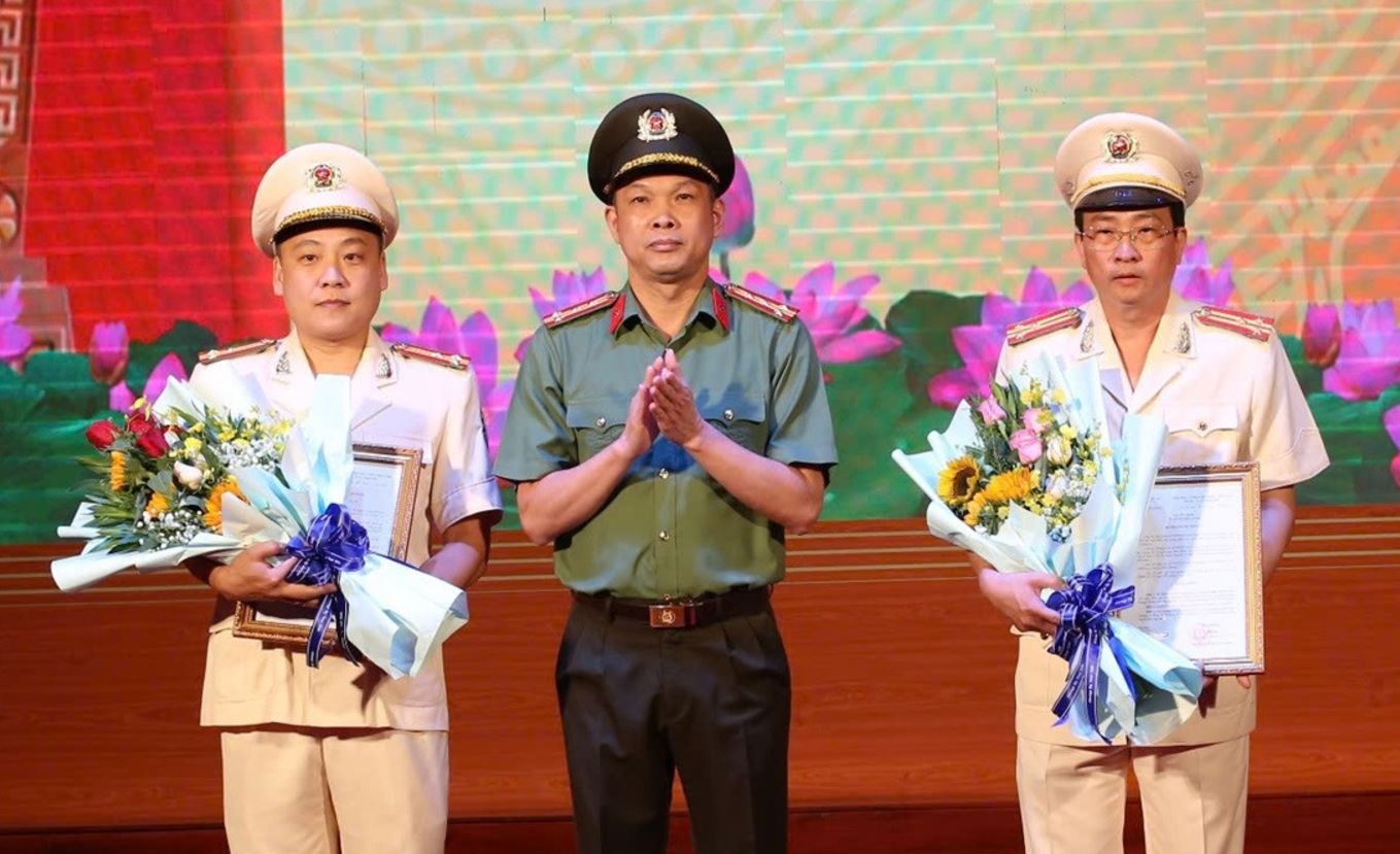 Binh Duong co hai tan Pho giam doc Cong an hinh anh