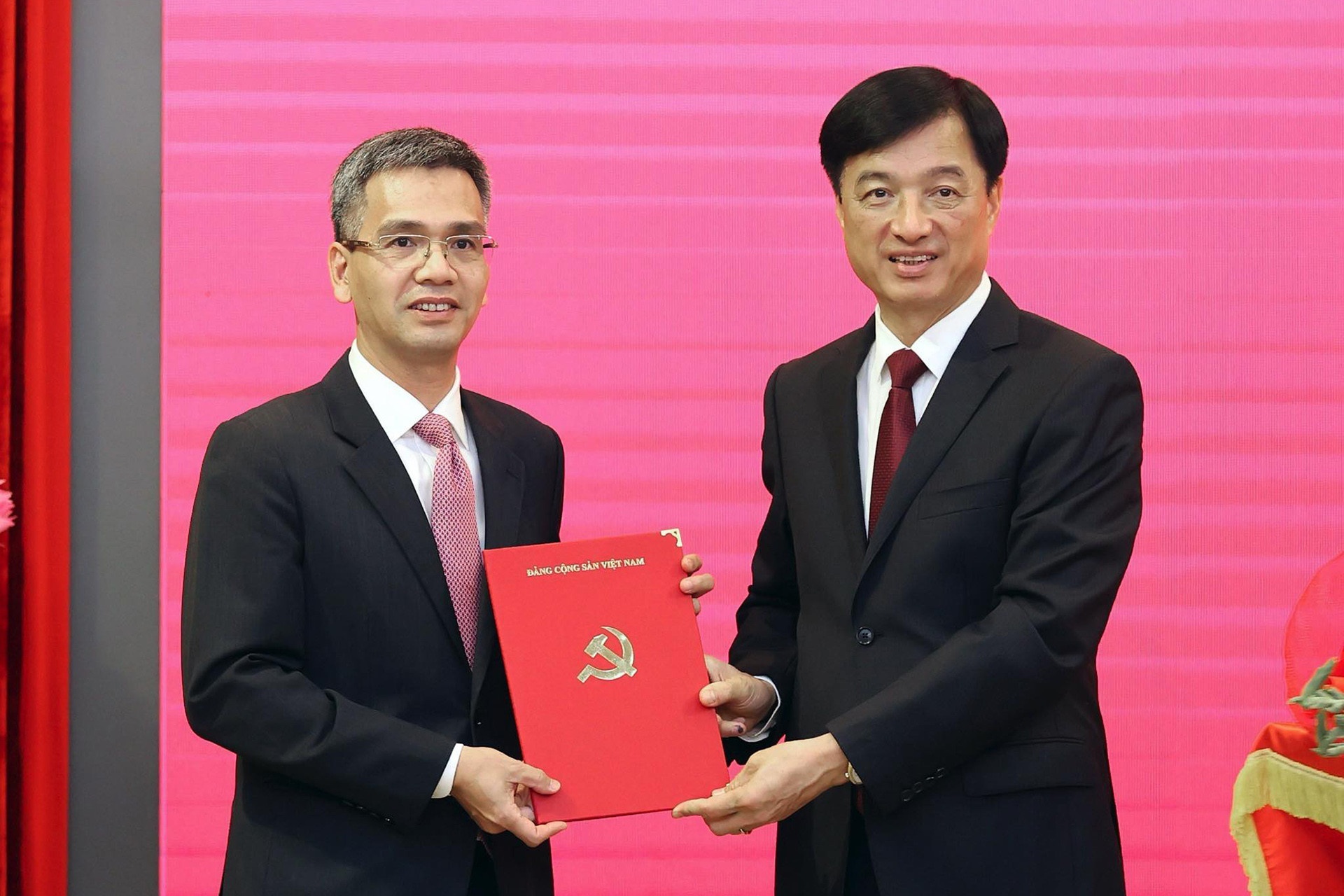 Vo Thanh Hung Trung uong anh 1