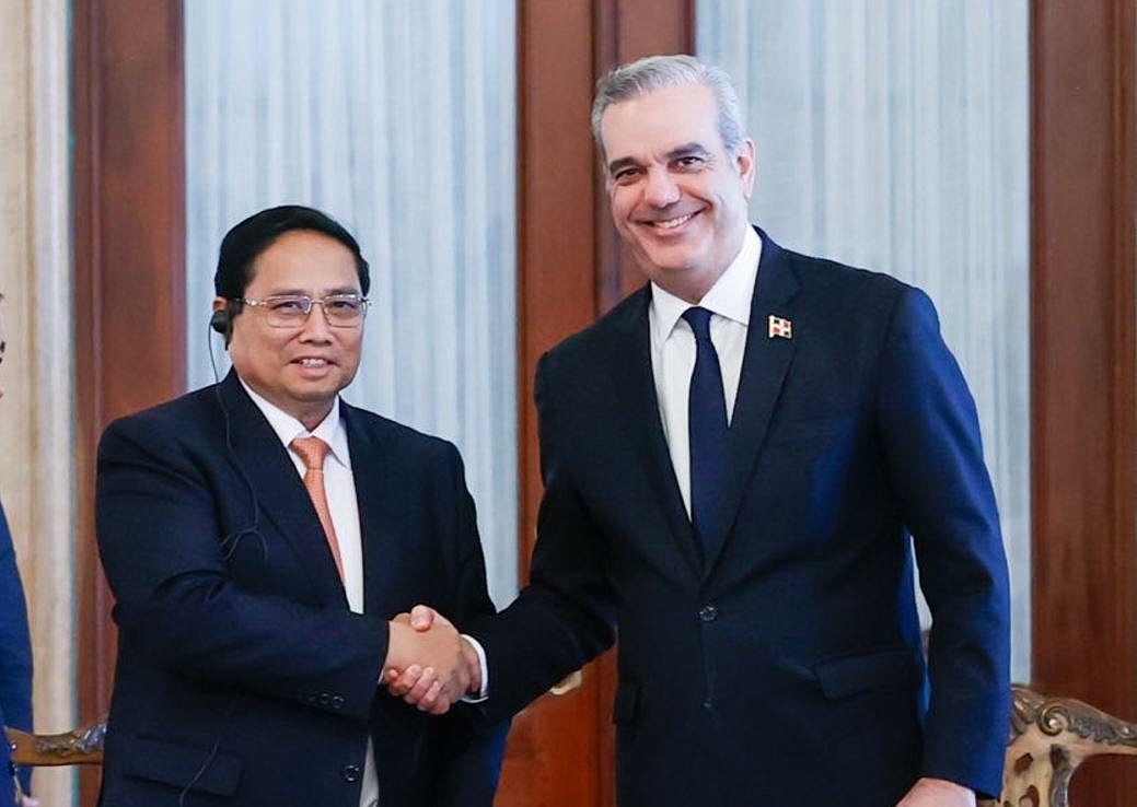 Thu tuong Pham Minh Chinh hoi dam voi Tong thong Cong hoa Dominica hinh anh