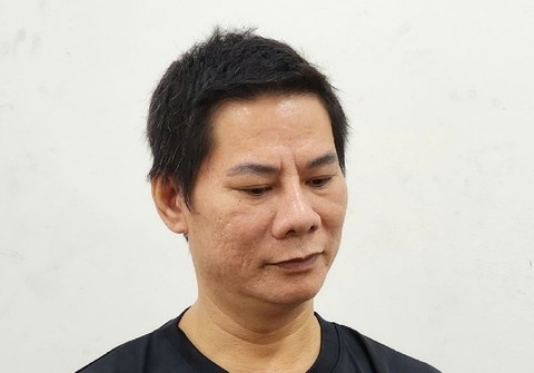 Bat doi tuong 'co' giay to nha dat chiem doat tai san cua nhieu nguoi hinh anh