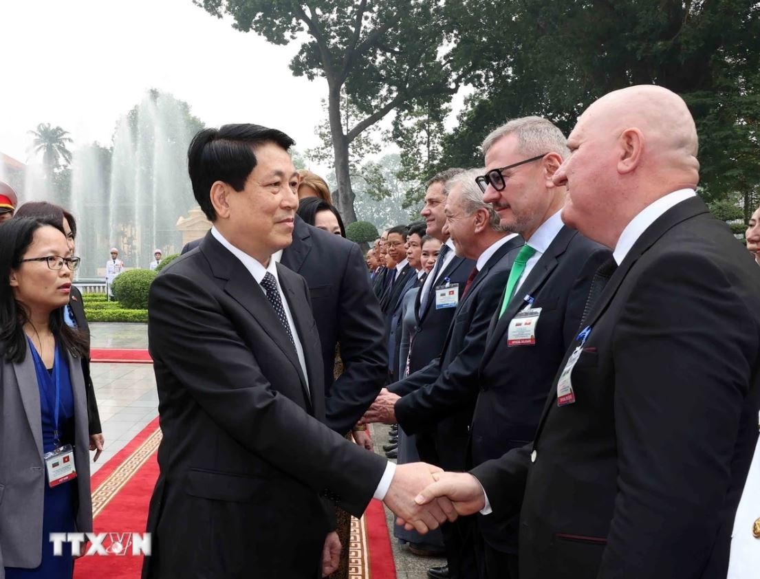 Chu tich nuoc Luong Cuong anh 3