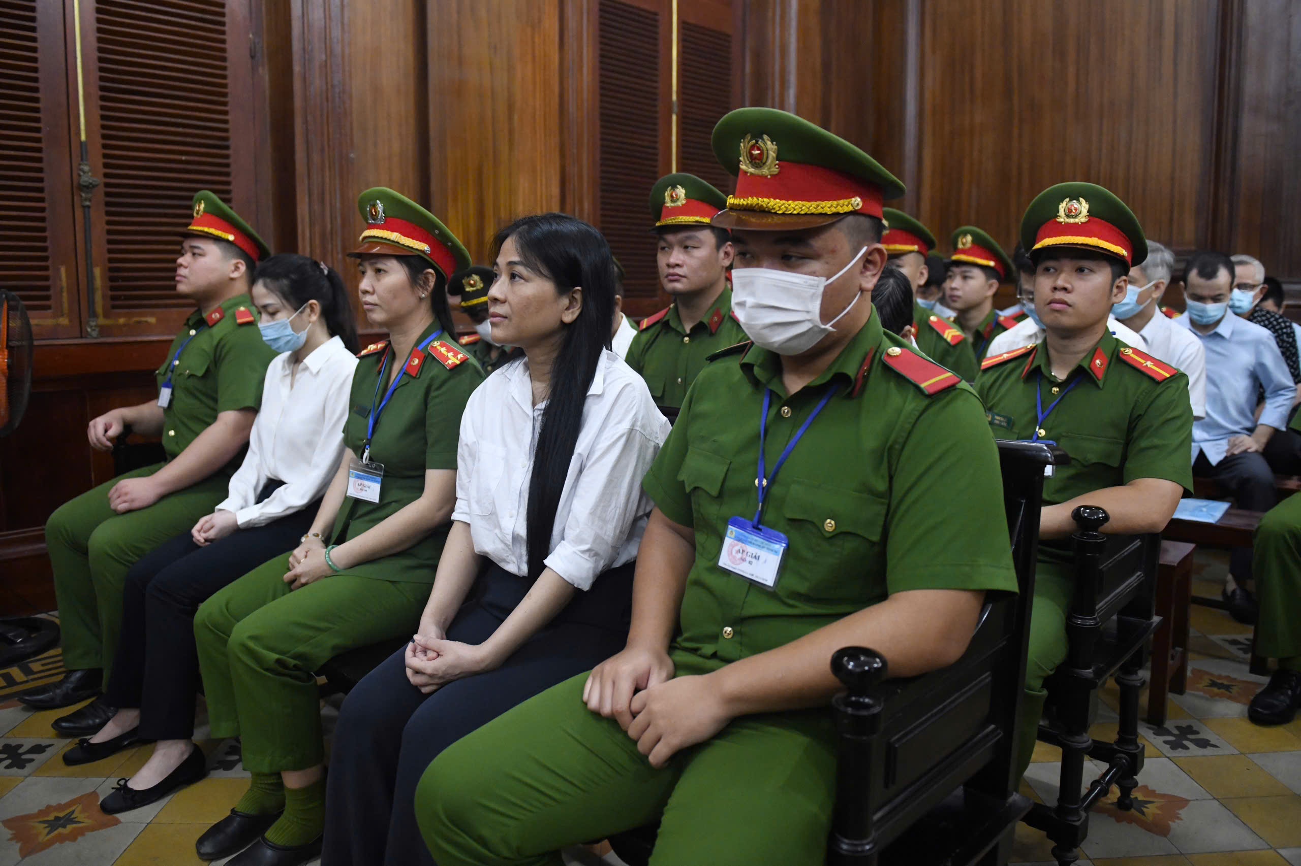 Xuyen Viet Oil,  Ngan hang Vietinbank,  Le Duc Tho,  Vietinbank,  Mai Thi Hong Hanh anh 7