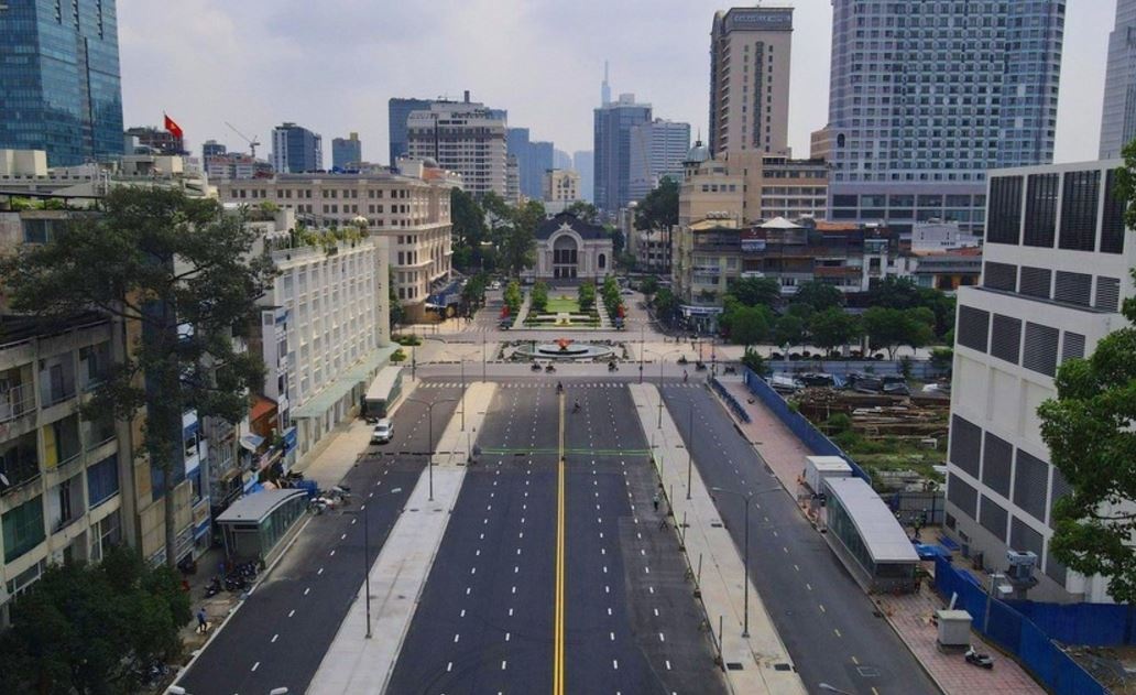 TP.HCM han che luu thong duong Nguyen Hue, Le Loi nhieu ngay hinh anh