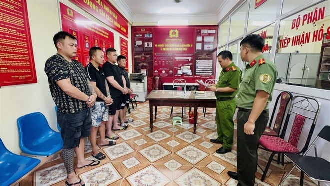 Ket hon,  Nguoi nuoc ngoai anh 1