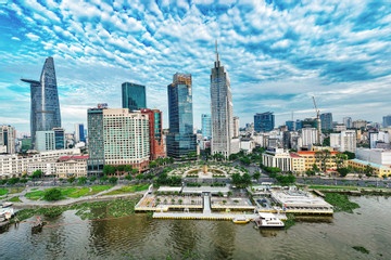 'Ky nguyen vuon minh', TP.HCM phai dat thu nhap 13.000 USD/nguoi/nam hinh anh