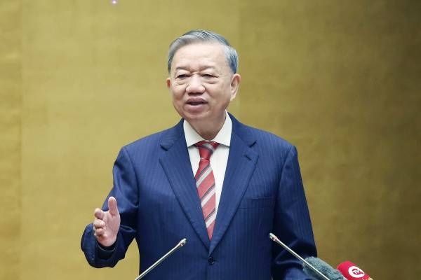 Khong de co quan nha nuoc la 'vung tru an toan' cho can bo yeu kem hinh anh