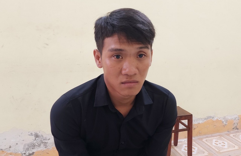 Dung giay phep lai xe gia de thue oto roi mang ban lay 80 trieu dong hinh anh