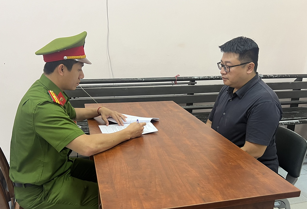 chạy án ảnh 1 chay an anh 1