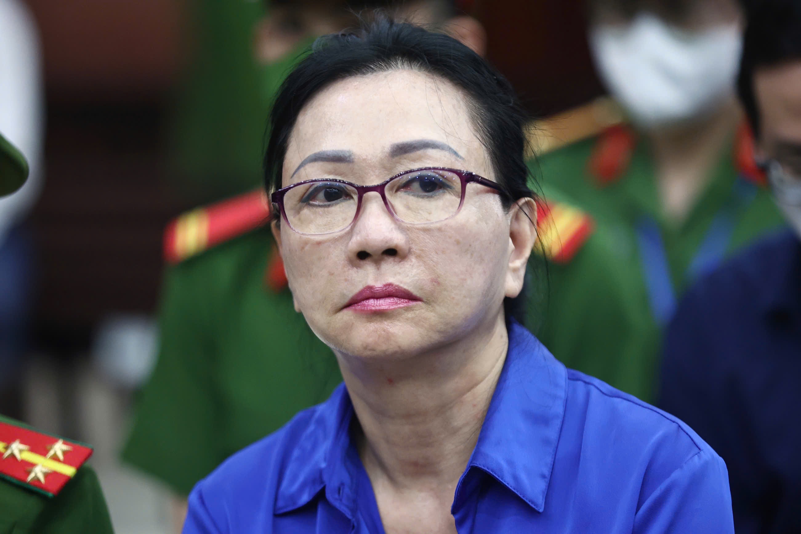 Bi cao Truong My Lan trong ngay tuyen an phuc tham vu Van Thinh Phat hinh anh