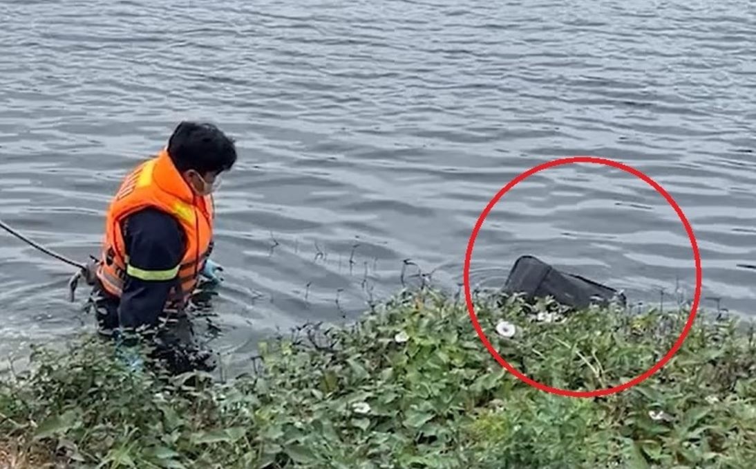 Thi the thanh nien con mang balo o ho da Dai hoc Quoc gia TP.HCM hinh anh