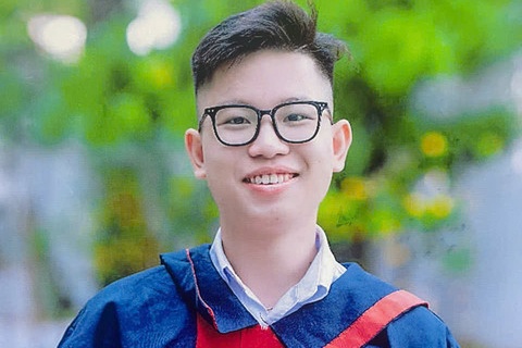 Tim thanh nien mat lien lac voi gia dinh hon 10 ngay o TP.HCM hinh anh