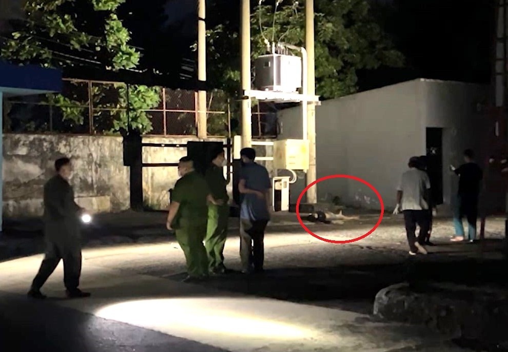 Nguoi dan ong tu vong bat thuong duoi tram bien ap o Binh Duong hinh anh