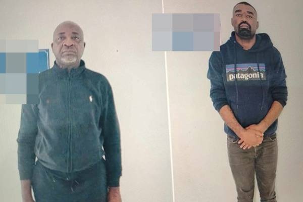 Nhom nguoi nuoc ngoai lua dao chiem doat hang tram trieu dong hinh anh