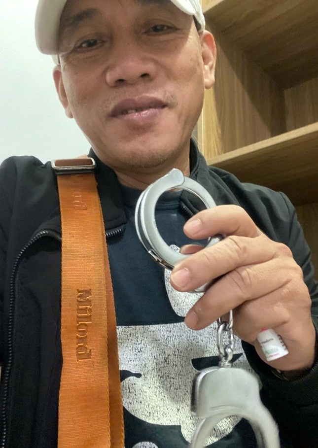 Gia danh cong an anh 1