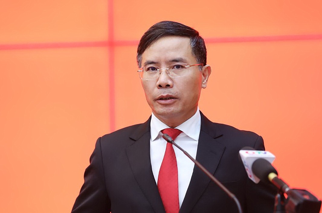 Chu tich Ngan hang NN&PTNT Viet Nam lam Pho Bi thu tinh Quang Ninh hinh anh