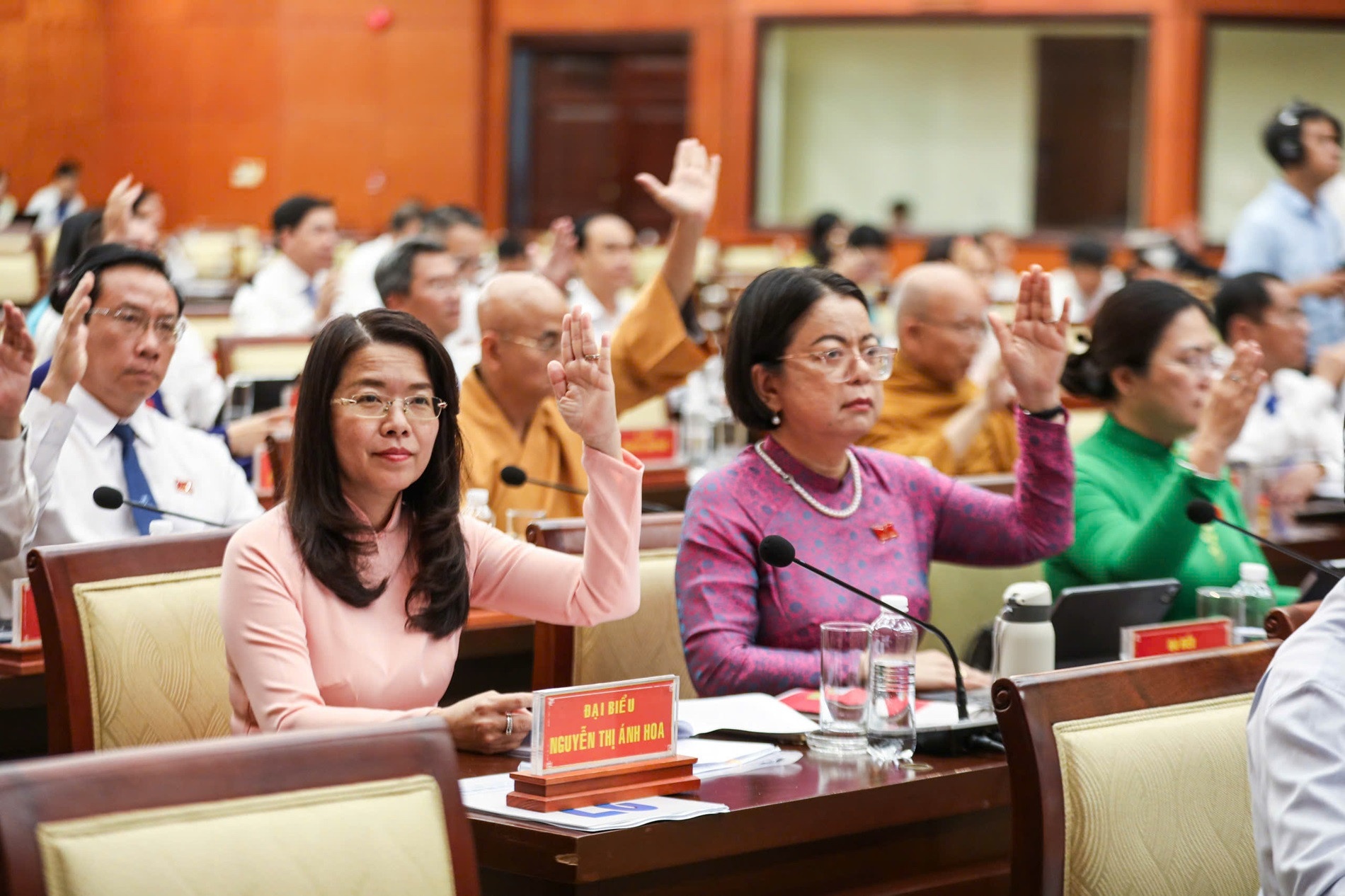 TP.HCM ho tro can bo nghi viec the nao khi tinh gon bo may? hinh anh