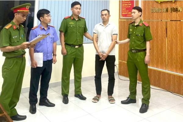 Loi hoi han cua ke danh co gai sau va cham giao thong o TP.HCM hinh anh