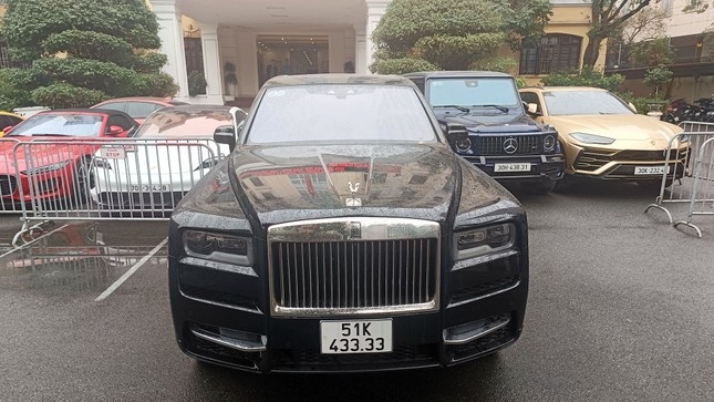 Can canh dan sieu xe bi tam giu trong vu TikToker Mr Pips hinh anh