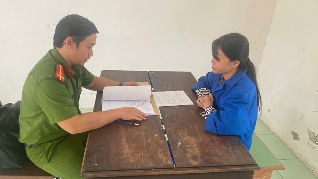 Phạm Thị Bích Ngọc,  Xóc đĩa trực tuyến,  Hơn 1 triệu USD ảnh 1 Pham Thi Bich Ngoc,  Xoc dia truc tuyen,  Hon 1 trieu USD anh 1