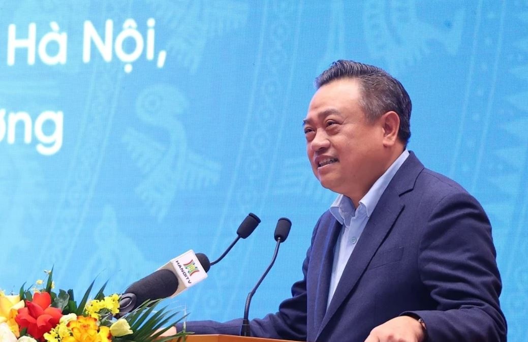 Ha Noi tam dung tiep nhan cong chuc tu cac noi khac ve lam viec hinh anh