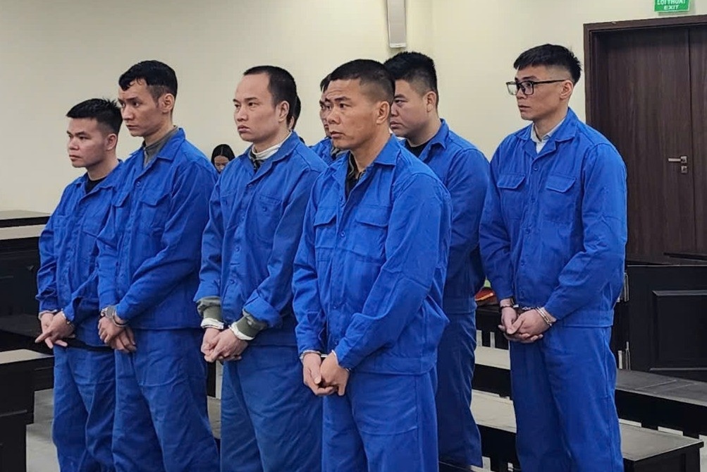 Ke lua dao bi nhom cuop tai san 'bat coc' ep tra no o Ha Noi hinh anh