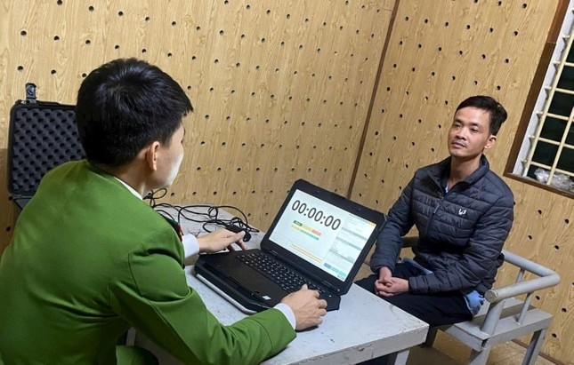 Pha ket sat,  Trom vang anh 1