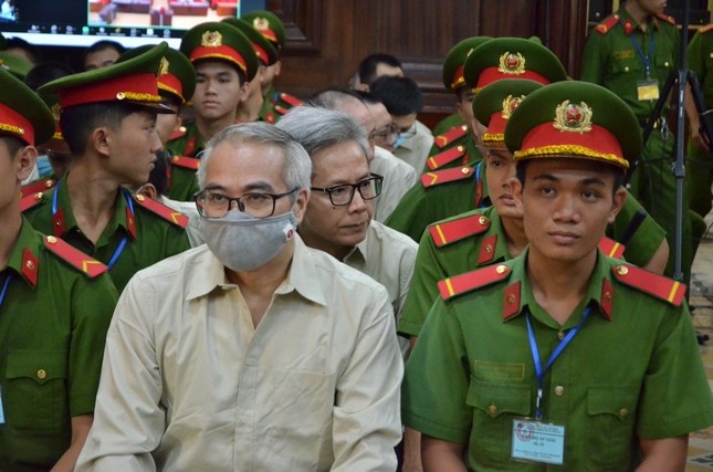 Vu dang kiem,  Tran Ky Hinh,  Dang Viet Ha,  Dang kiem Viet Nam anh 2