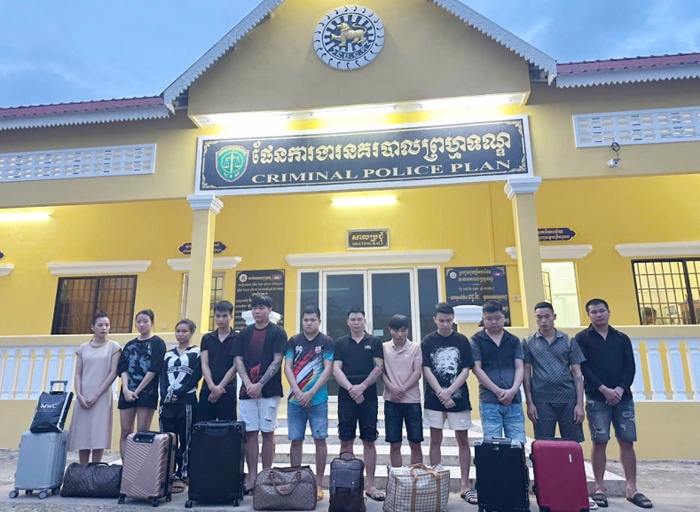 Sập bẫy thanh lý,  Xe hải quan,  Việt Nam Miền Trung,  Ngân hàng VPBank,  Ngân hàng,  VPBank ảnh 2 Sap bay thanh ly,  Xe hai quan,  Viet Nam Mien Trung,  Ngan hang VPBank,  Ngan hang,  VPBank anh 2
