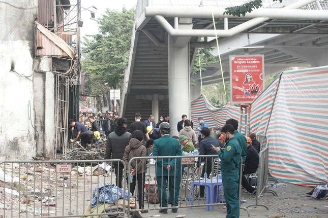 Cháy quán cà phê,  11 người tử vong ảnh 5 Chay quan ca phe,  11 nguoi tu vong anh 5