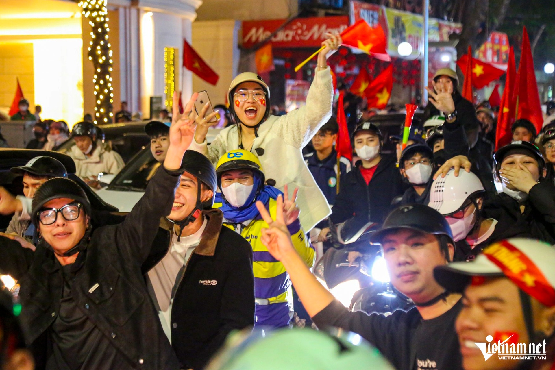 dung cho den do anh 1