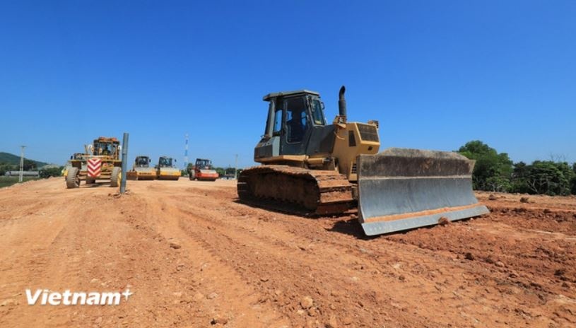 Ben Luc - Long Thanh anh 2