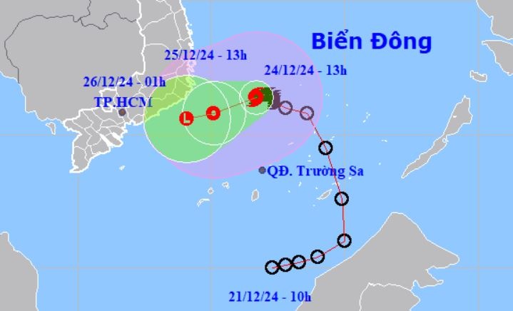 Bao Pabuk it dich chuyen 6 gio qua, TP.HCM xuat hien mua giong hinh anh