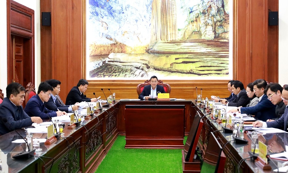 Quang Binh cat 'bau sua' ngan sach cua nhieu hoi hinh anh