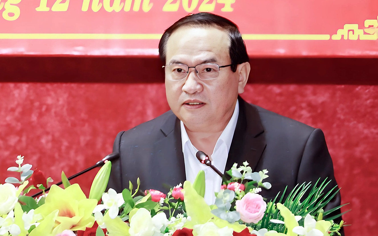 Truong ban To chuc Tinh uy xin nghi huu som, tranh anh huong tinh gon hinh anh