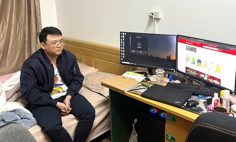 Chiem doat tram ty,  Khong gian mang anh 2