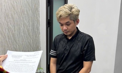 Cong an TP.HCM bat rapper Lil Ken ve hanh vi lua dao 'chay an' hinh anh