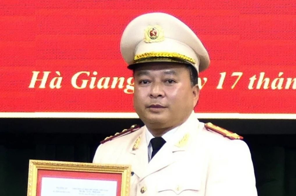 Ong Phan Huy Ngoc duoc bau giu chuc Pho bi thu Tinh uy Ha Giang hinh anh