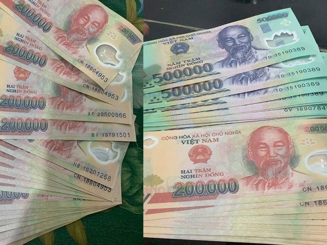 Tieu thu tien gia,  Lien tinh anh 1