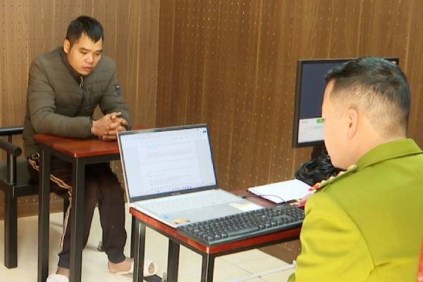Khoi to ke sat hai 2 vo chong o Huu Lung hinh anh