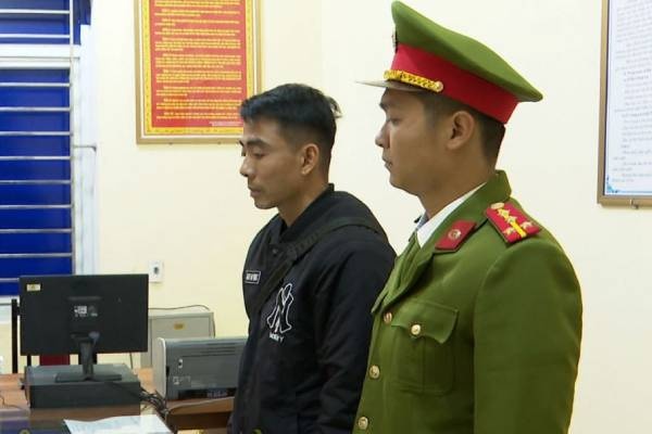 Khoi to giam doc cong ty trinh dien phao hoa o Thai Binh hinh anh