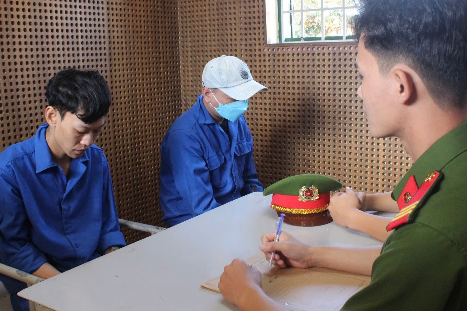 Cho vay lai nang anh 2