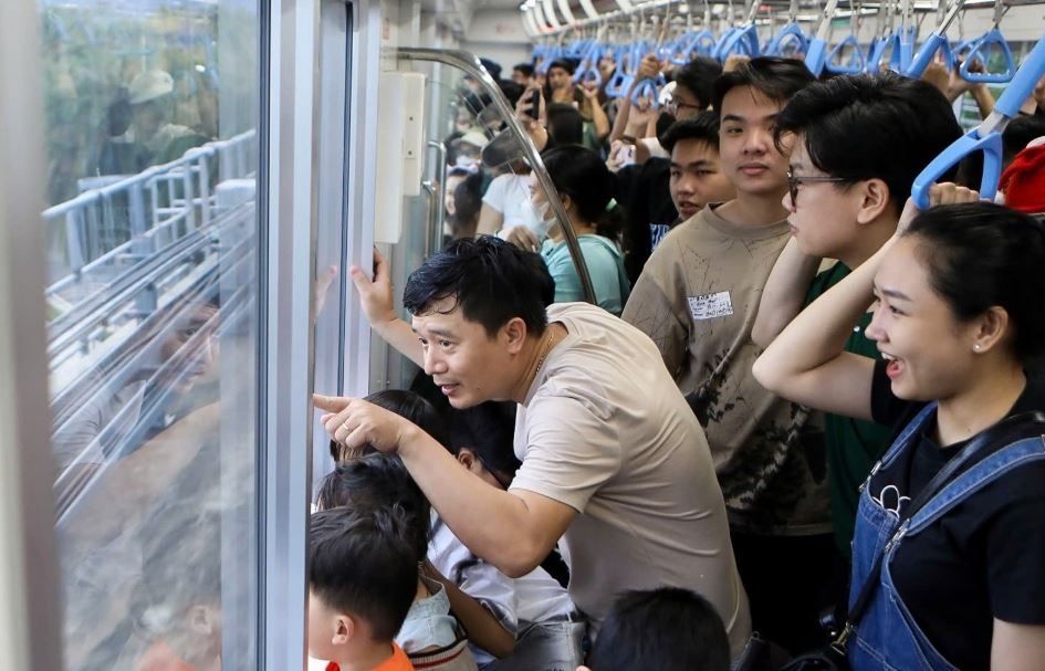 4 du an giao thong trong diem cua TP.HCM ve dich trong nam 2024 hinh anh