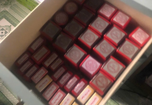 Mua ban 20.000,  Hoa don trai phep anh 2