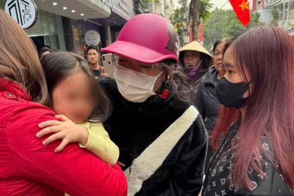 Tim thay chau be nghi bi bat coc, tam giu nguoi phu nu lien quan hinh anh