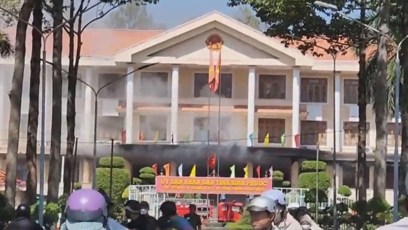 Nguyen nhan hoa hoan tai tru so Uy ban Nhan dan tinh Binh Phuoc hinh anh