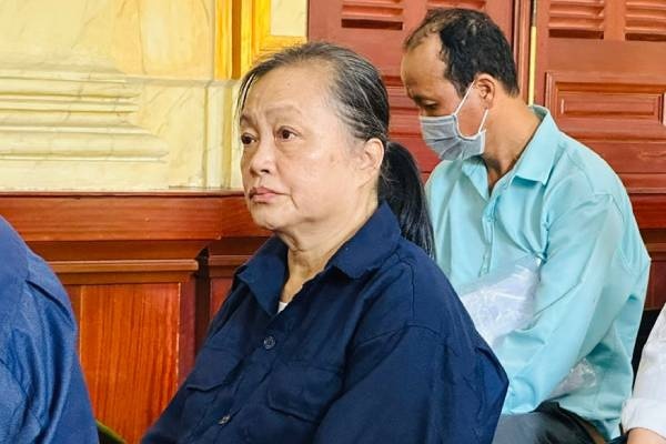 Cuu pho giam doc So va cap duoi hau toa vu lam that thoat hon 39 ty hinh anh