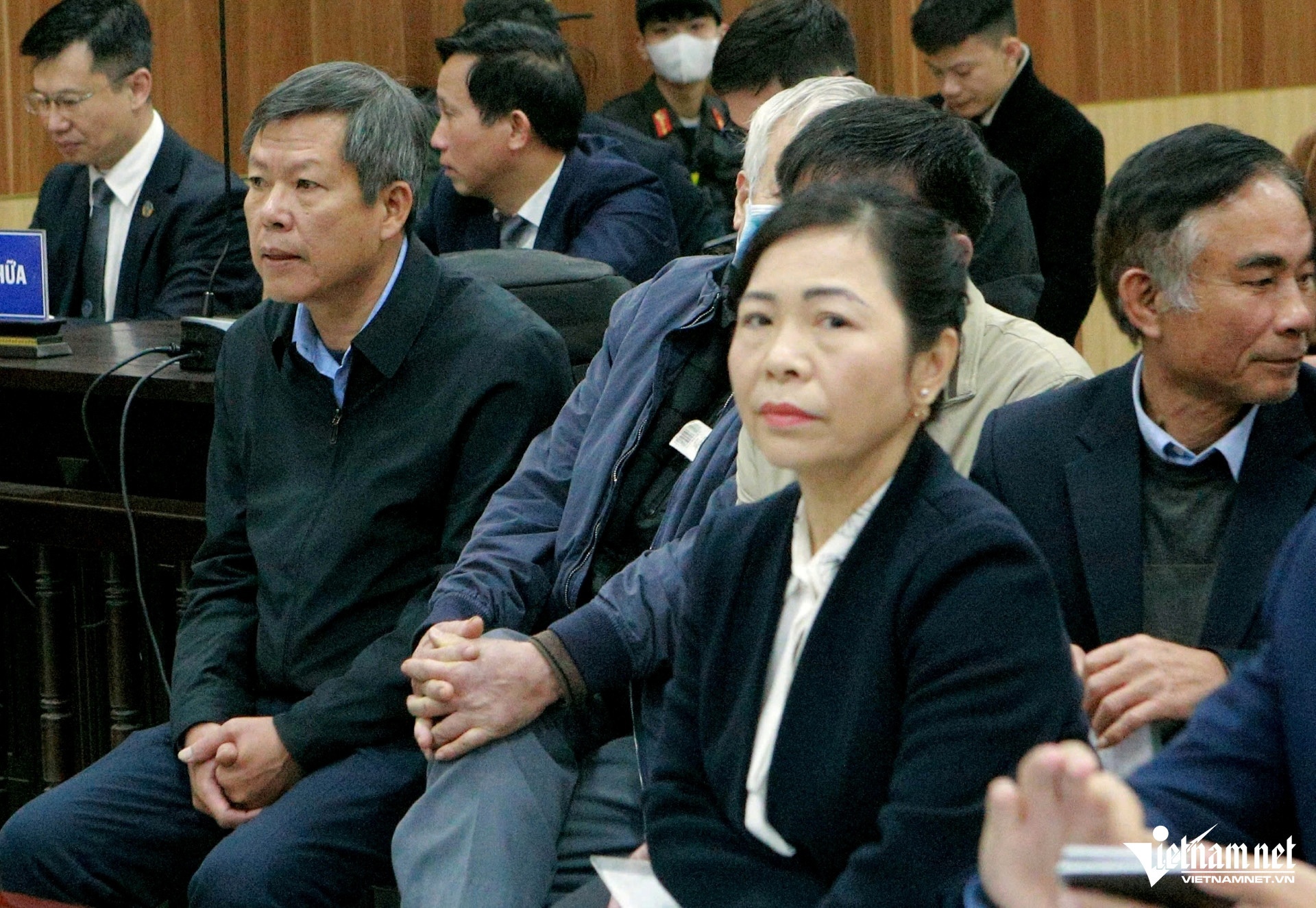 Bi thu Thanh Hoa,  Trinh Van Chien,  Hac Thanh Tower,  Du an Hac Thanh,  Cong ty Song Ma,  Doanh nghiep Song Ma,  Nguyen Dinh Xung,  Cong ty Huy Hoang anh 4