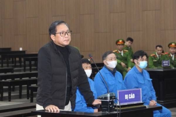 Nguyen Cao Tri: 'De hoan thanh nhiem vu thi phai co chuyen dua qua' hinh anh